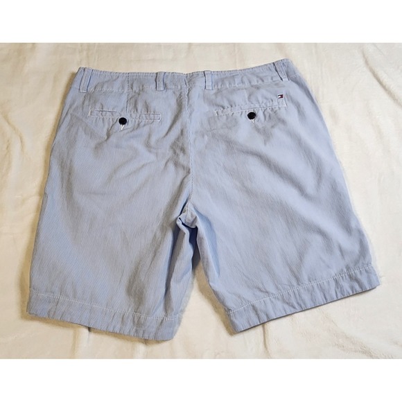 Tommy Hilfiger Men's Classic Fit Chino Shorts, Blue And White Stripe, Size 34 - Picture 2 of 8
